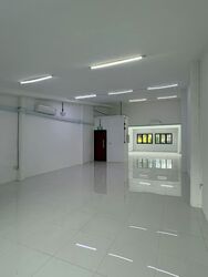 Upper Thomson Road (D20), Shop House #570487121